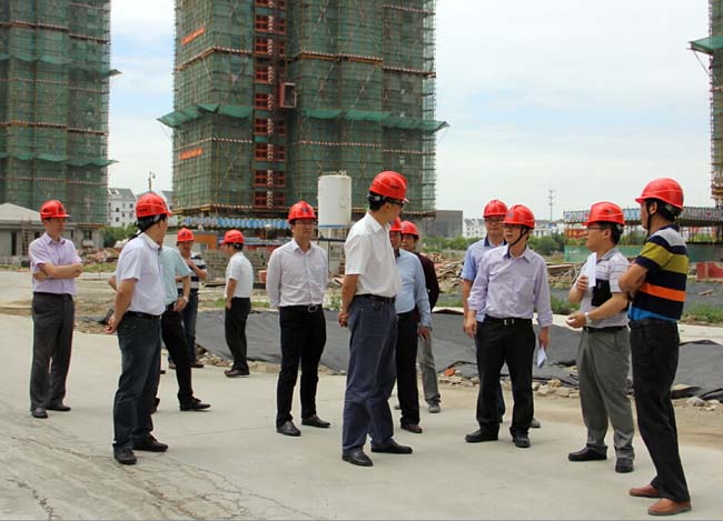 高新区管委会副主任薛伟良带队视察“马涧杨木桥三期二标”工程