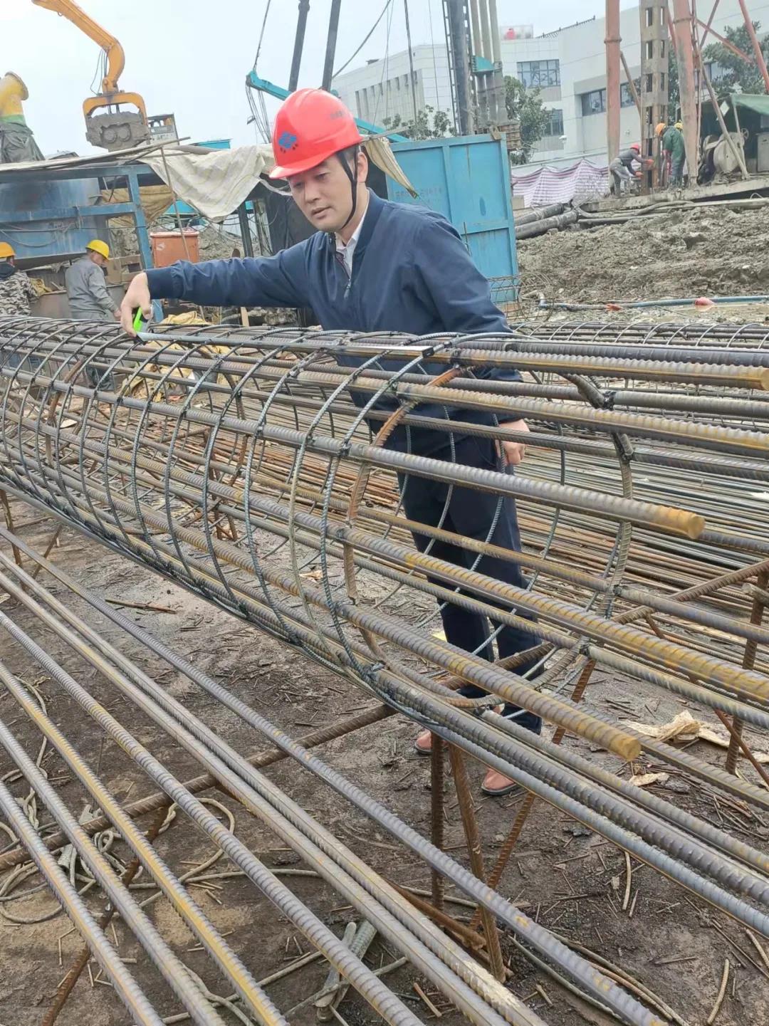 【快讯】苏州中设建设集团3名员工荣获2021年苏州“最美劳动者”